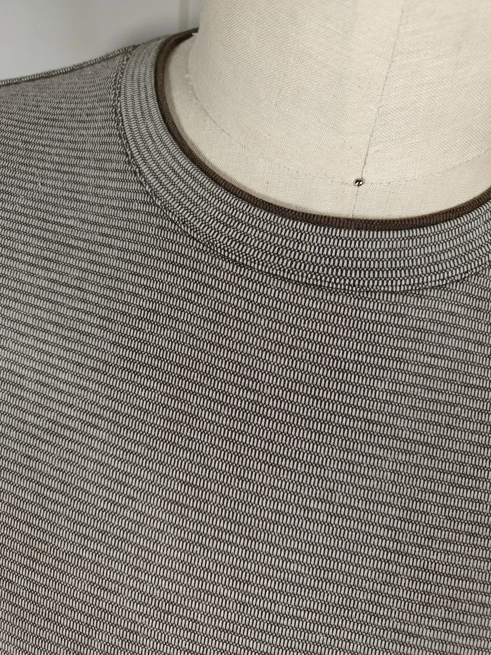 David Taylor Mens Medium Brown Cream Micro Stripe Textured Knit T-Shirt